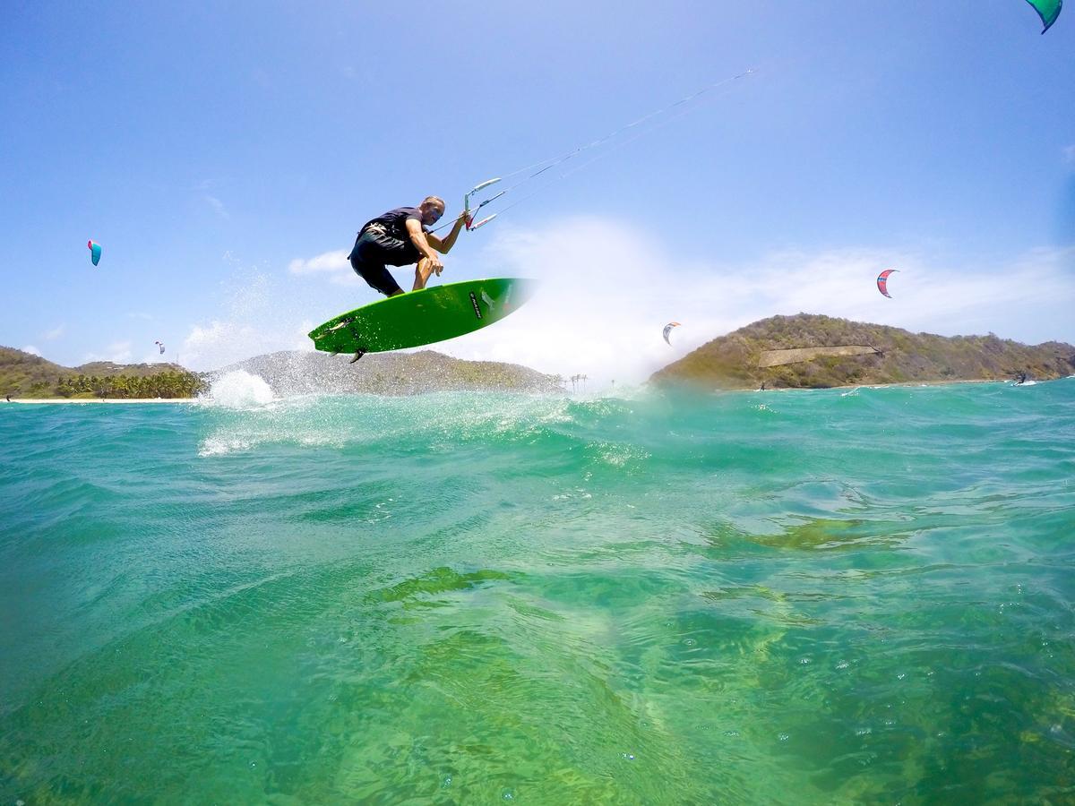 Отель Salt Whistle Bay Retreat Mayreau Island Экстерьер фото