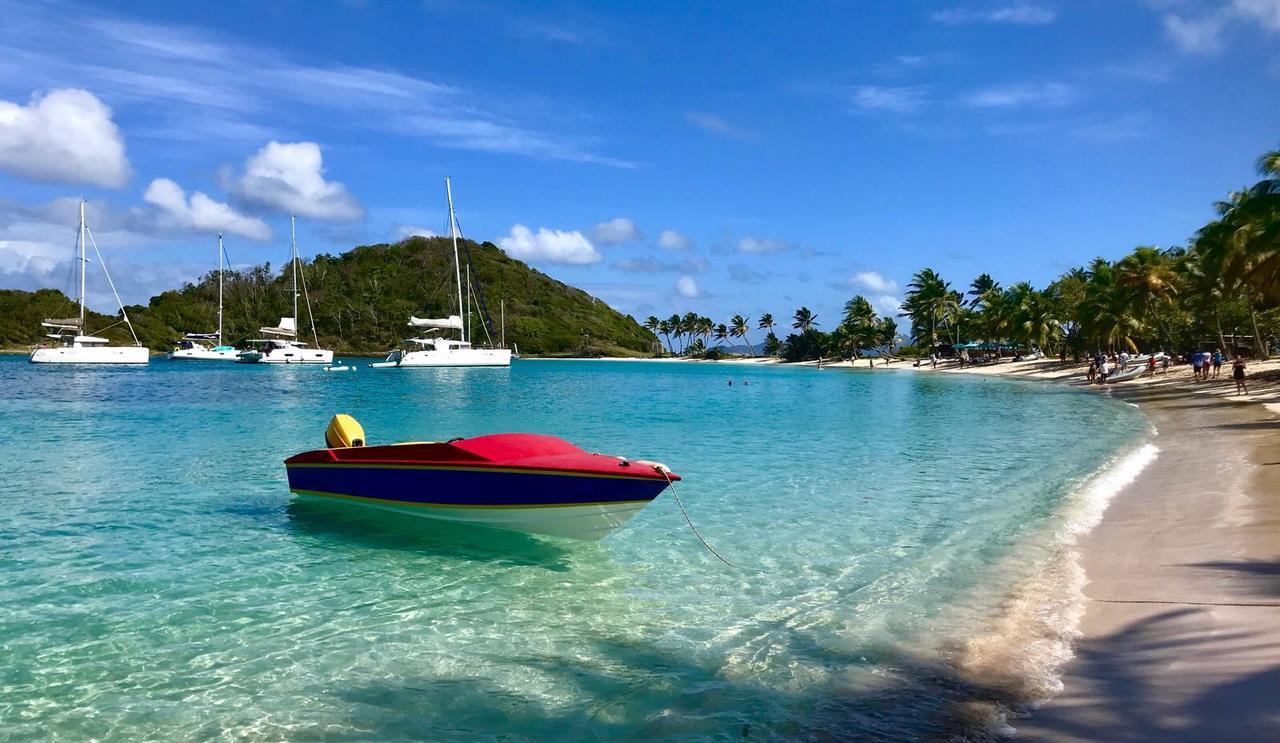 Отель Salt Whistle Bay Retreat Mayreau Island Экстерьер фото